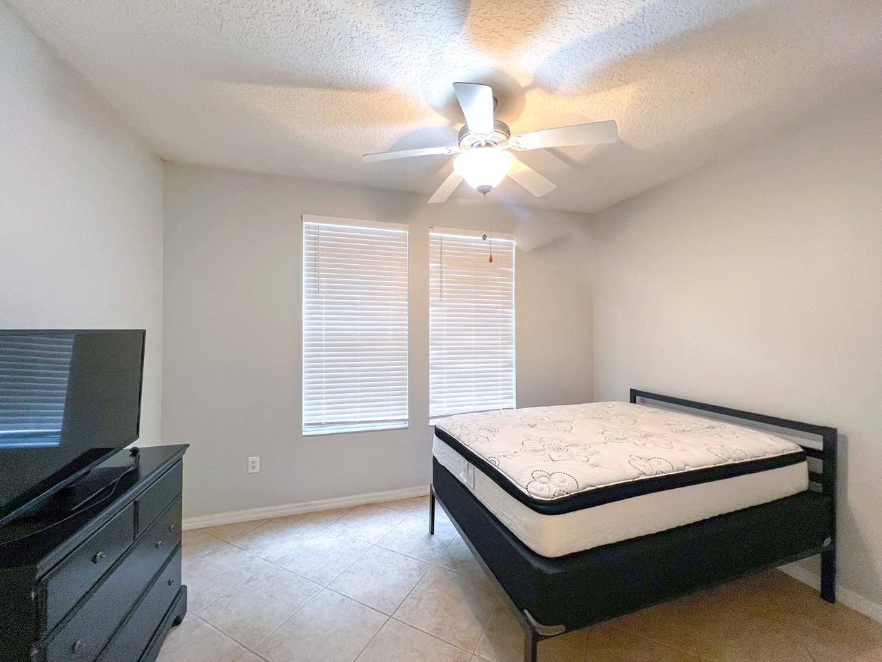 1257 Sw 9th Rd #1 - Photo 6 of 14