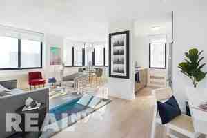 featured image of E 94th St #21C