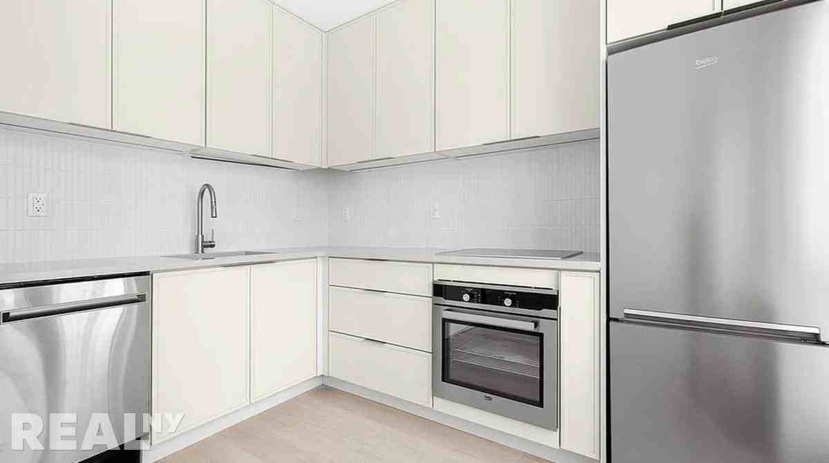 Lawrence St #1303 - Photo 4 of 13