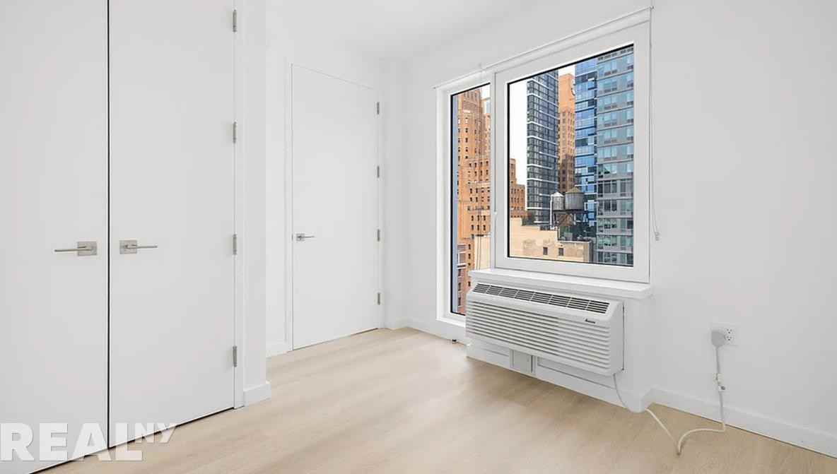 Lawrence St #1301 - Photo 6 of 12