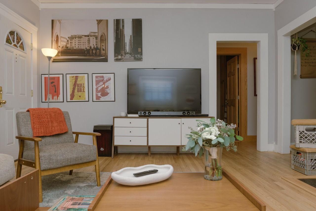 1707 W 43rd St #NA - Photo 6 of 30