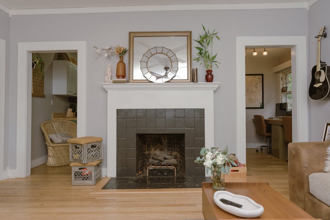 1707 W 43rd St #NA - Photo 7 of 30