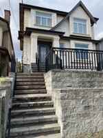 featured image of 717 61st Ave E