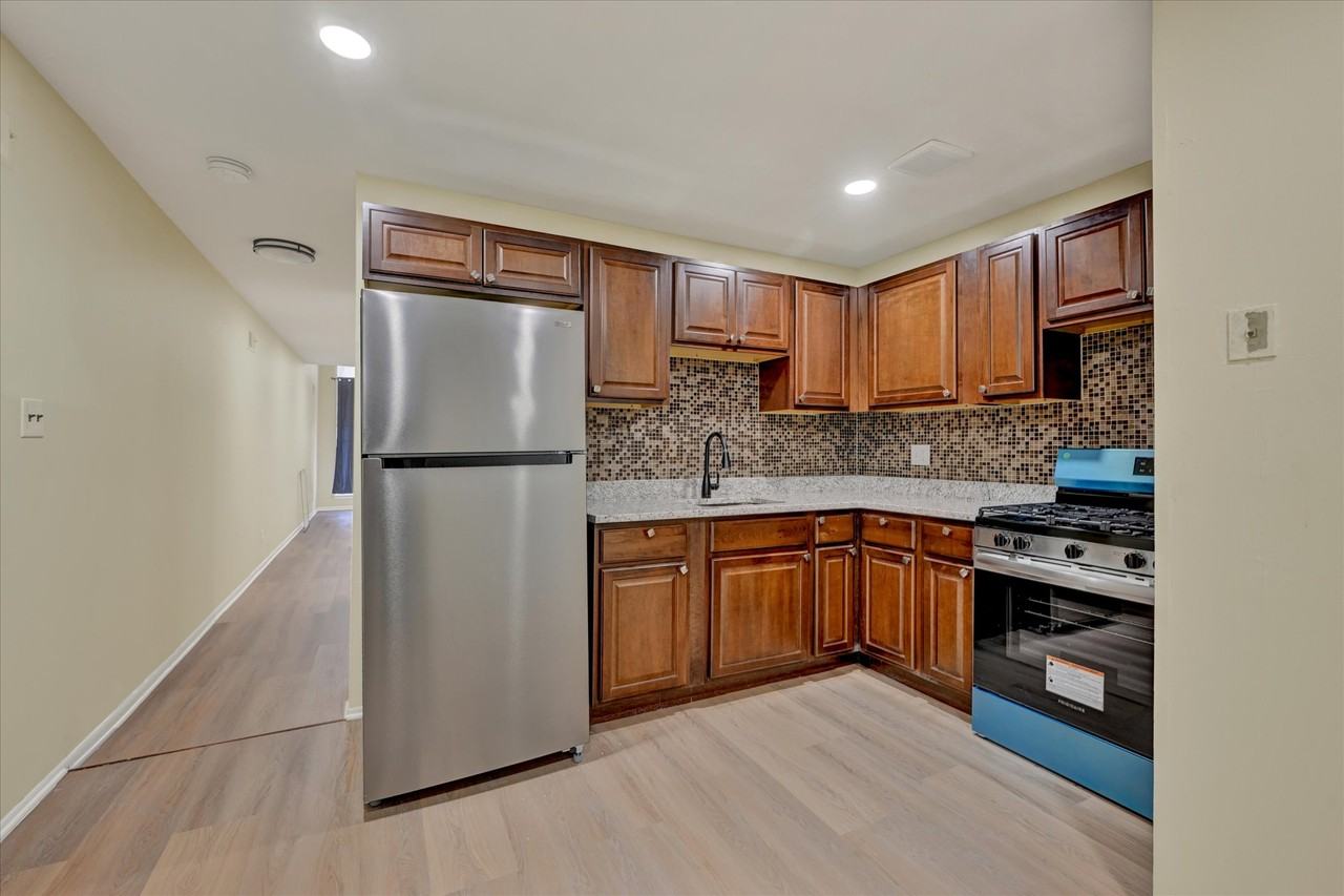 1628 Mcculloh St #1 - Photo 2 of 9