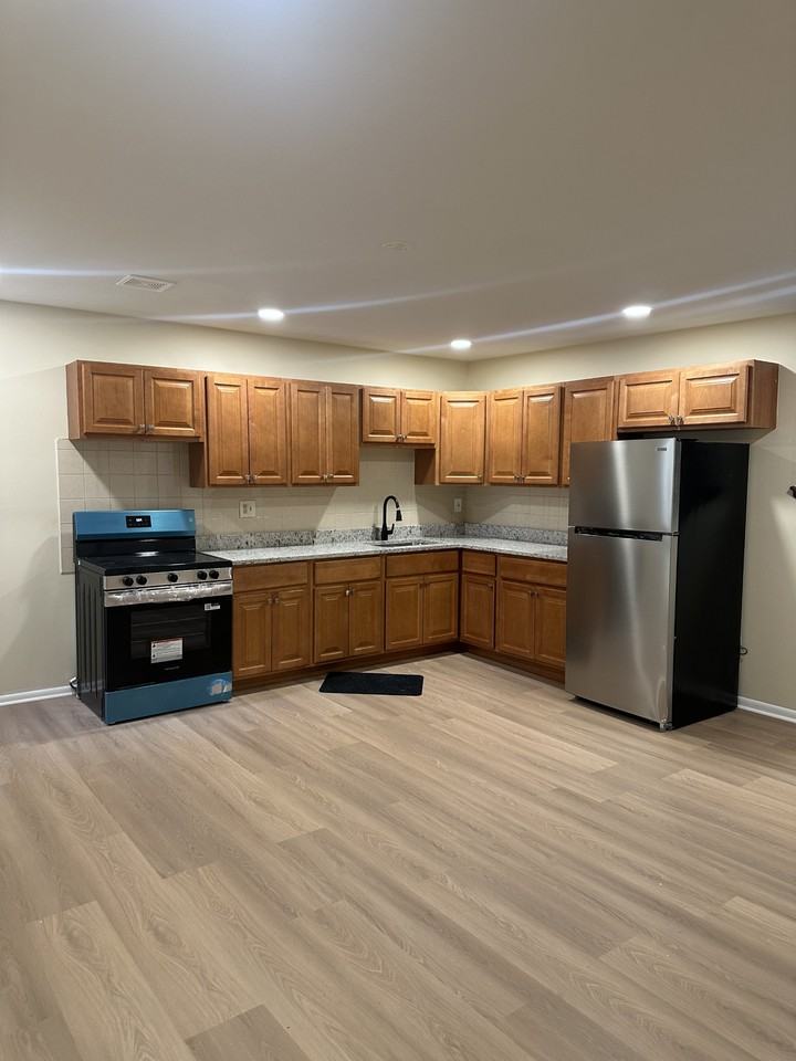 1622 Mcculloh St #2 - Photo 2 of 6