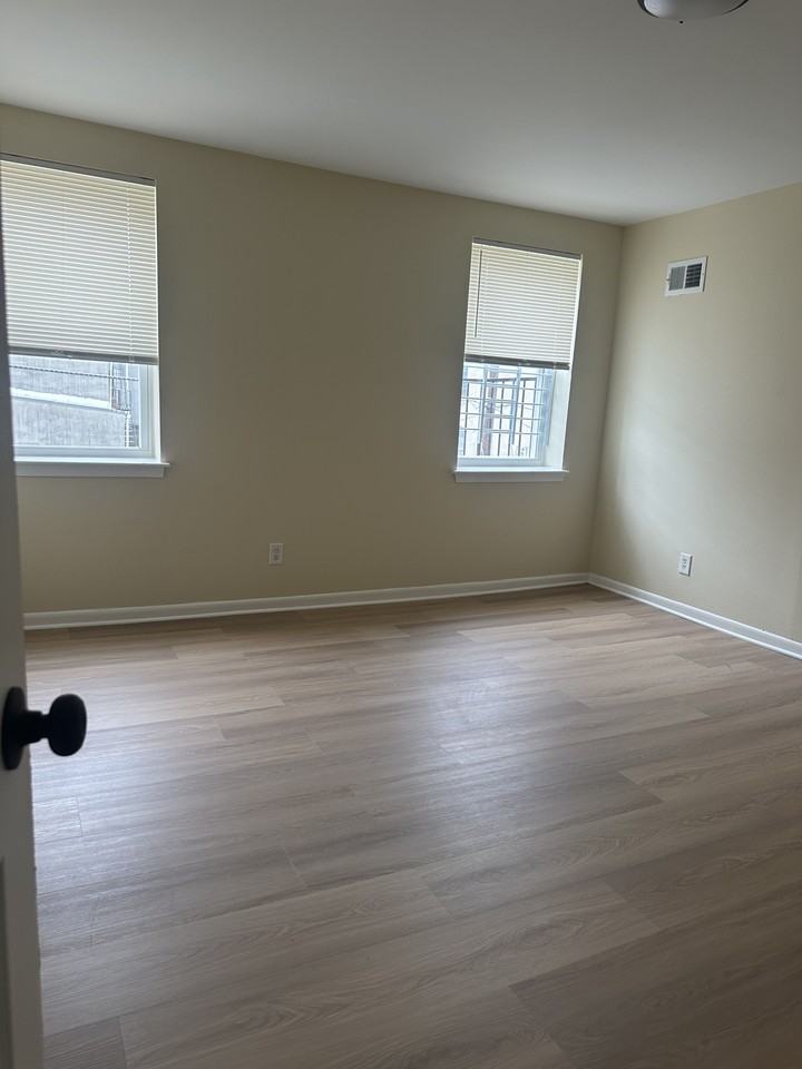 1622 Mcculloh St #1 - Photo 6 of 6