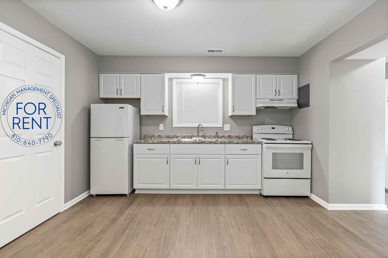 816 Asylum St 816 - 5 #5 - Photo 4 of 35