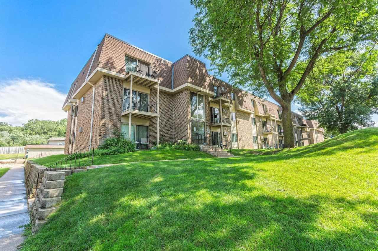 River Ridge Apartments - Photo 6 of 37