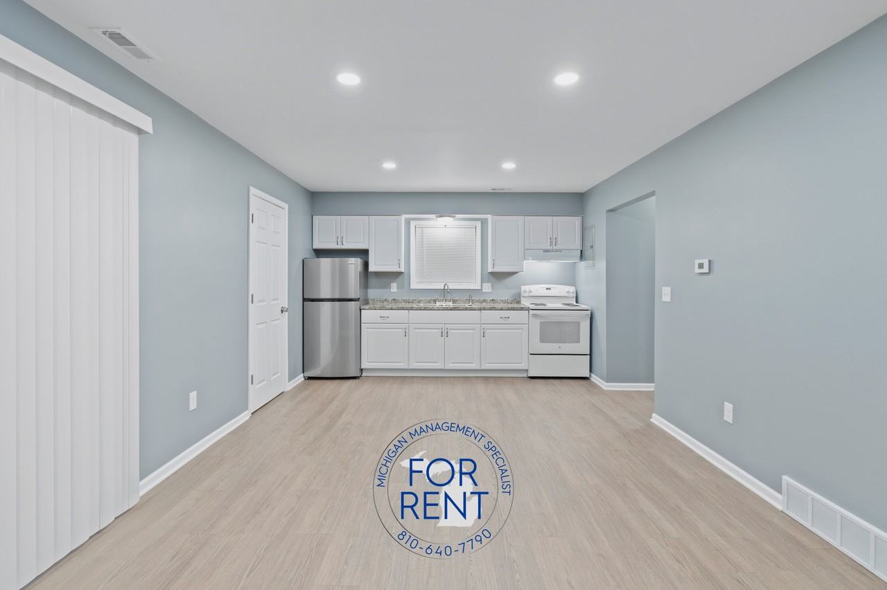 Asylum St  816 - 2 #2 - Photo 4 of 33