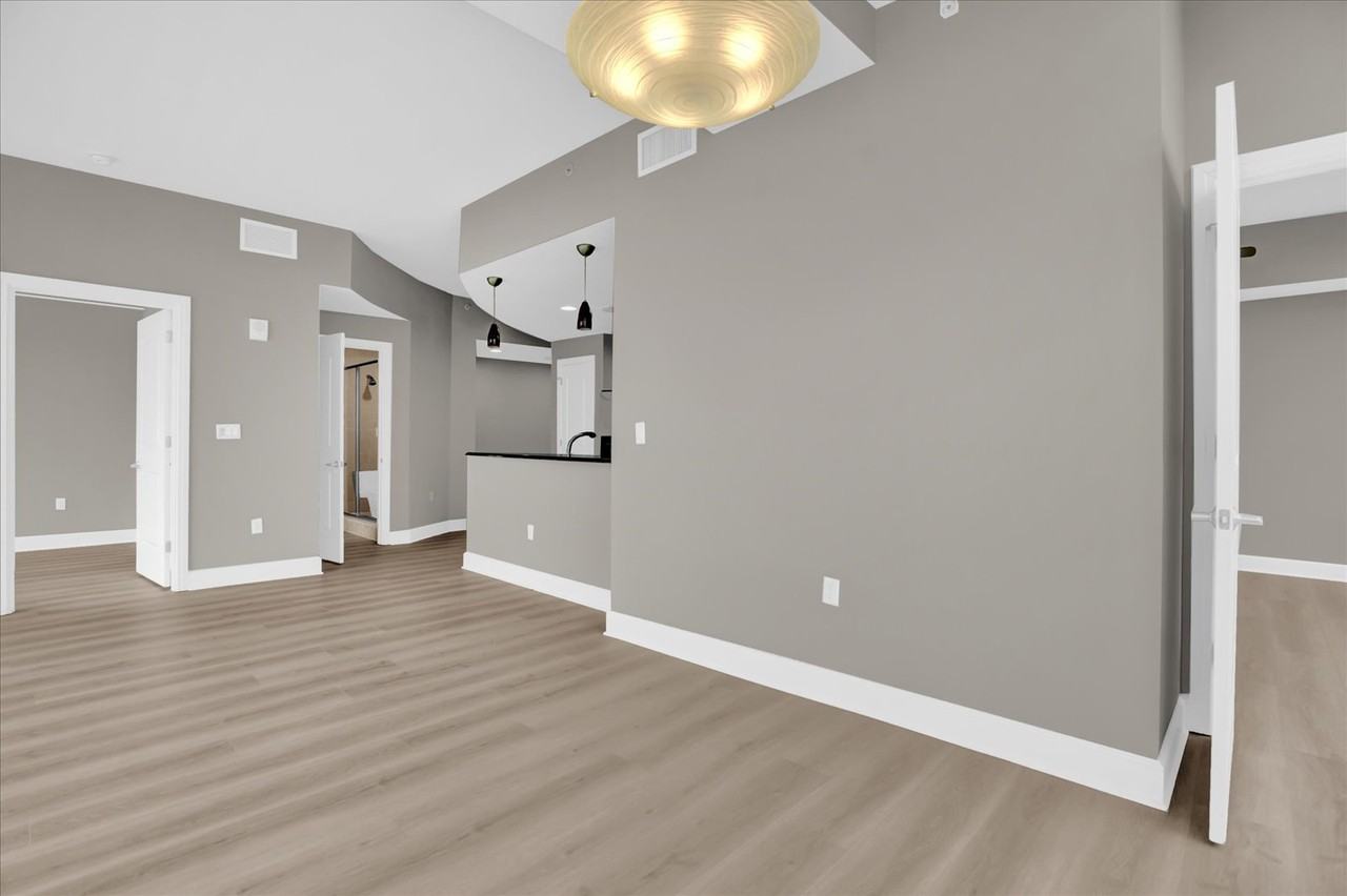 101 South Eola Drive - 802Unit 802 #802 - Photo 5 of 37