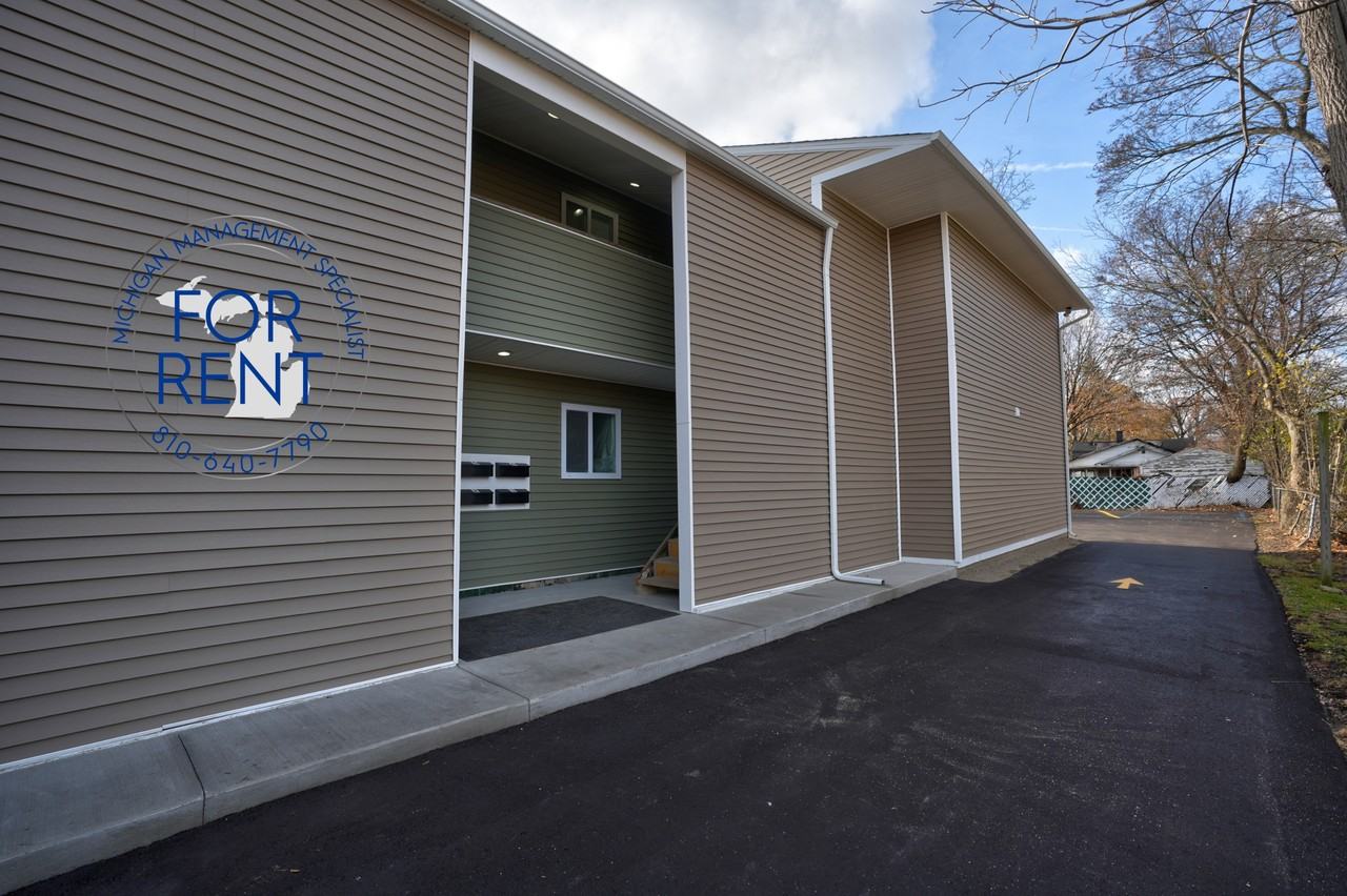 Asylum St 816 - 4 #4 - Photo 2 of 37