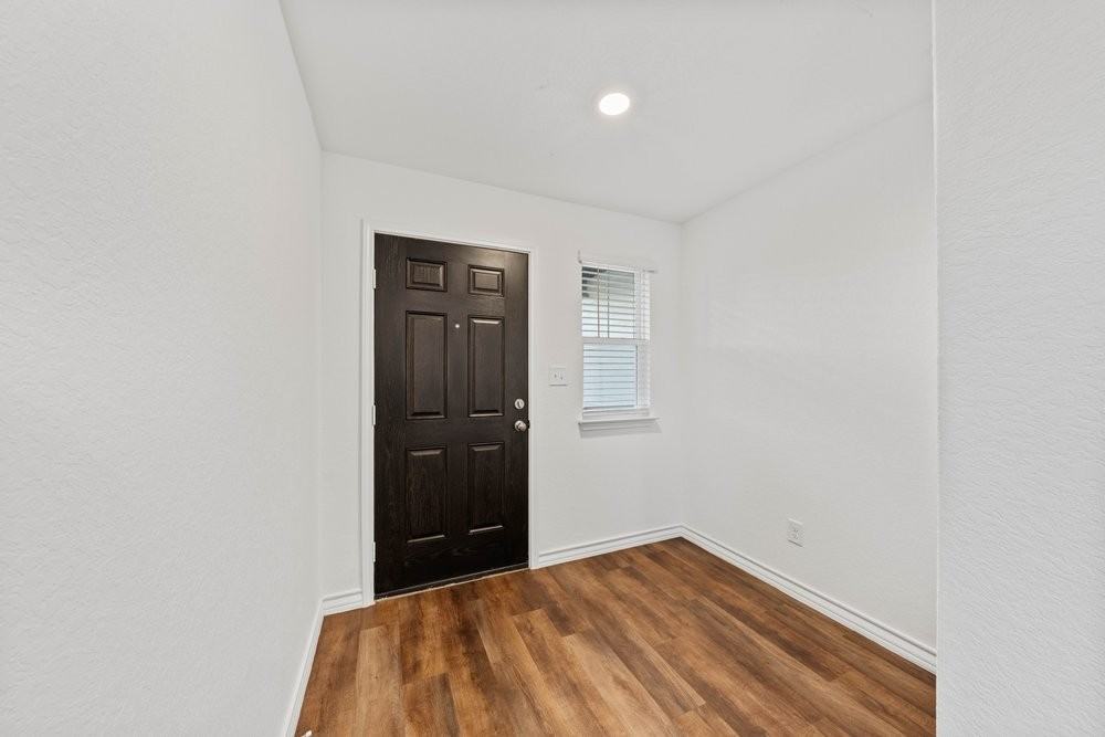 817 Heartseed Ave #1 - Photo 3 of 40