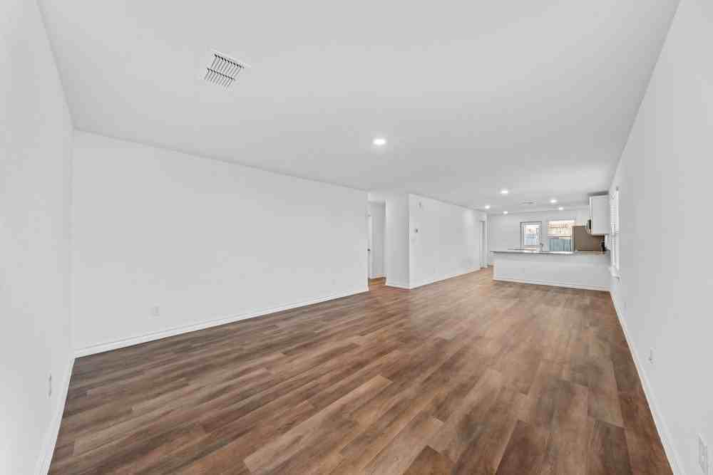 817 Heartseed Ave #1 - Photo 5 of 40