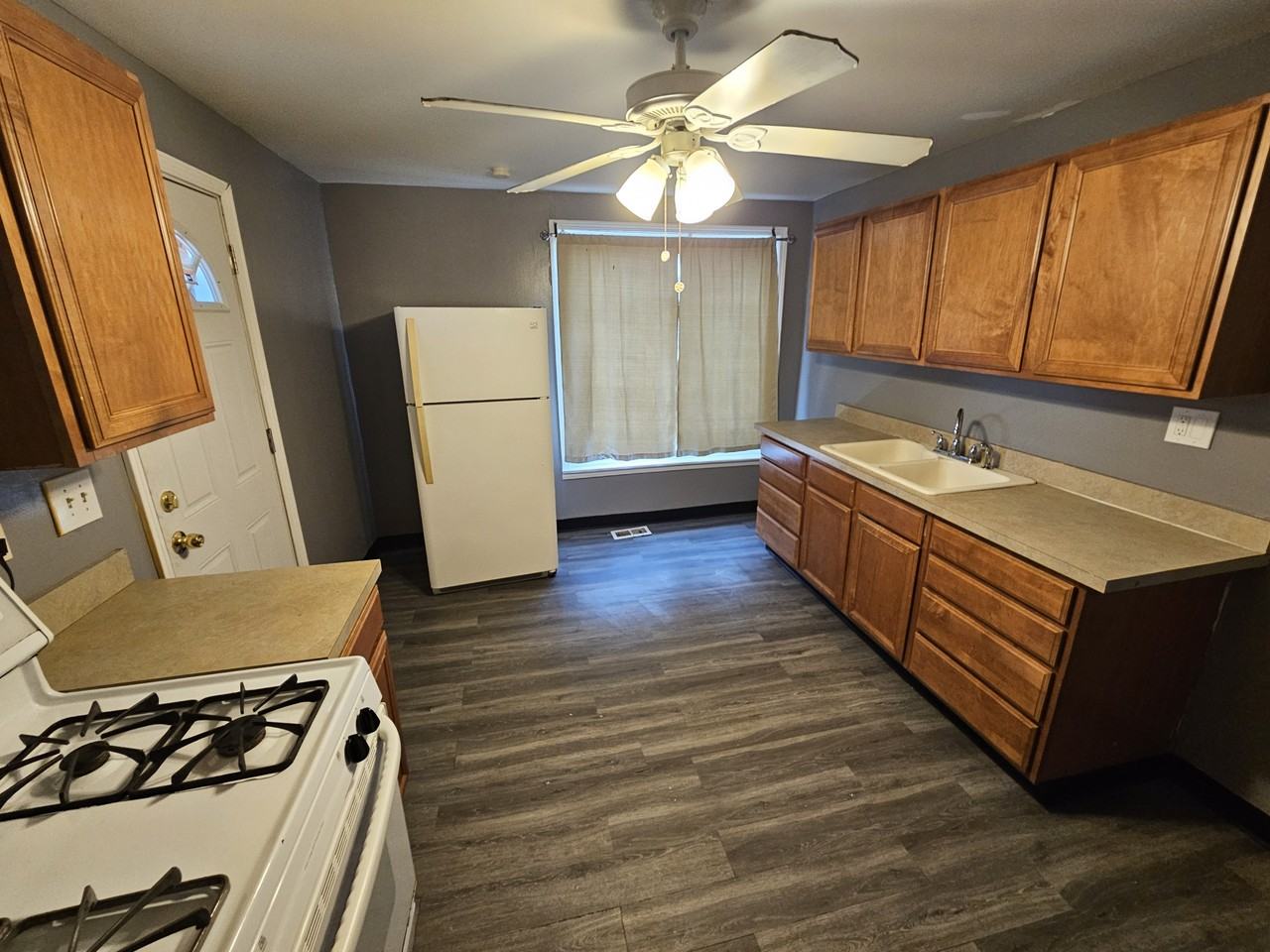 11600 Beulah Ave #11600RIGHT - Photo 6 of 22