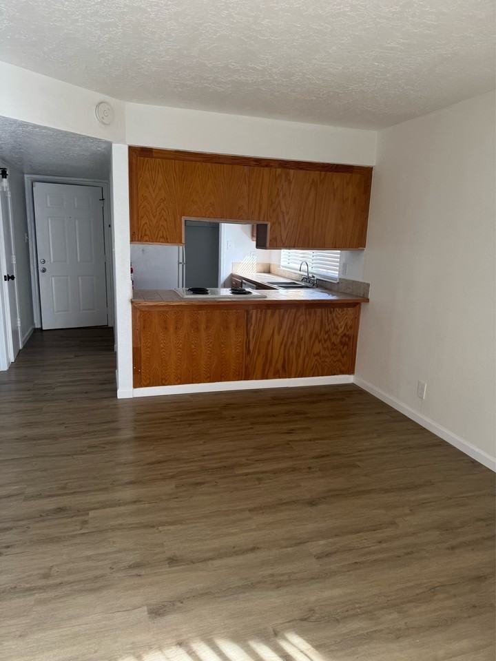 3500 Tulane Dr Ne #C - Photo 3 of 16