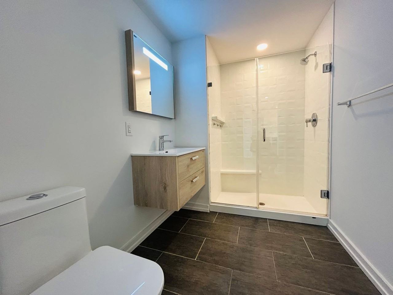 BRAND NEW!! Nova on the Park - Photo 3 of 15