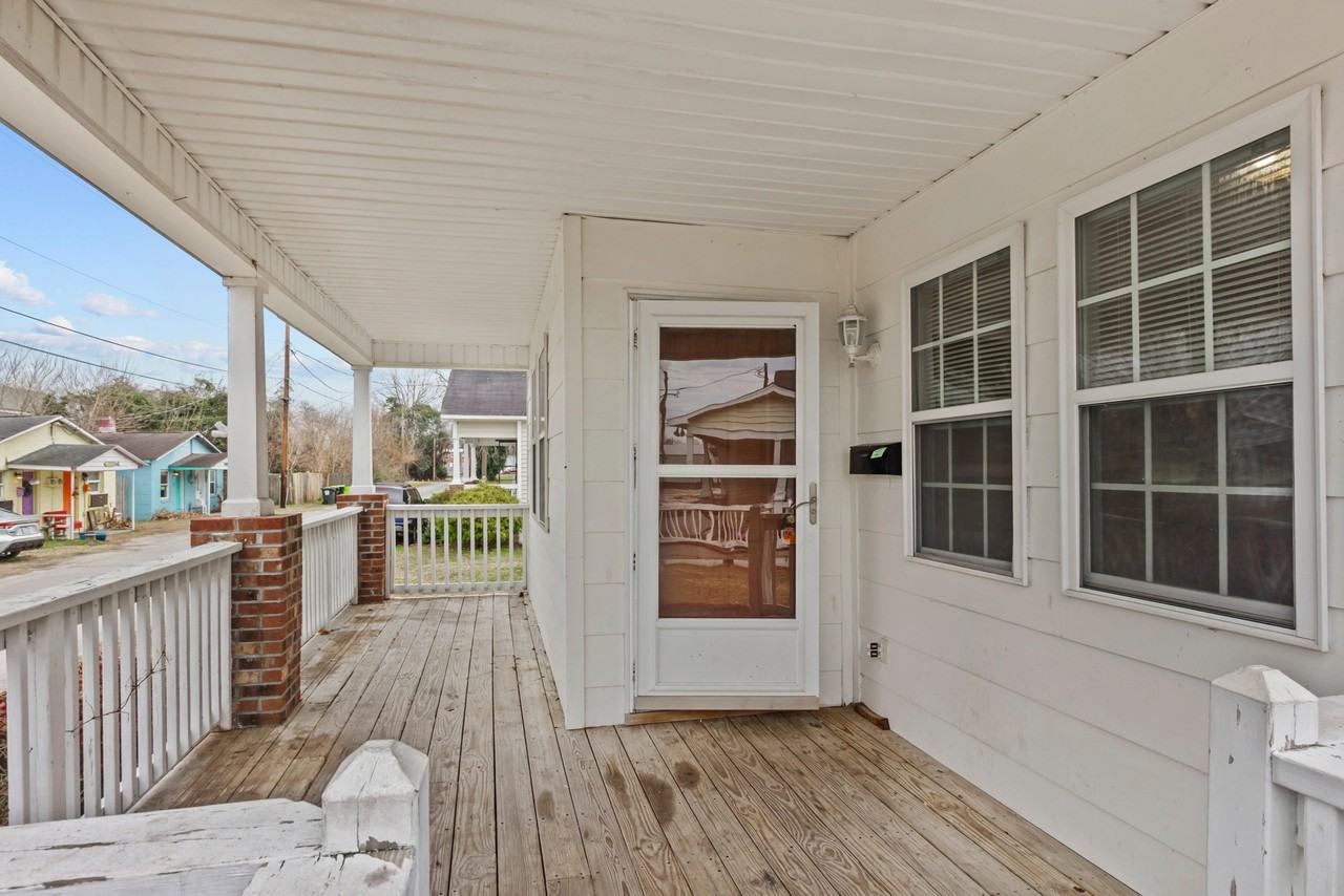 883 N Cool Ave #1 - Photo 2 of 50