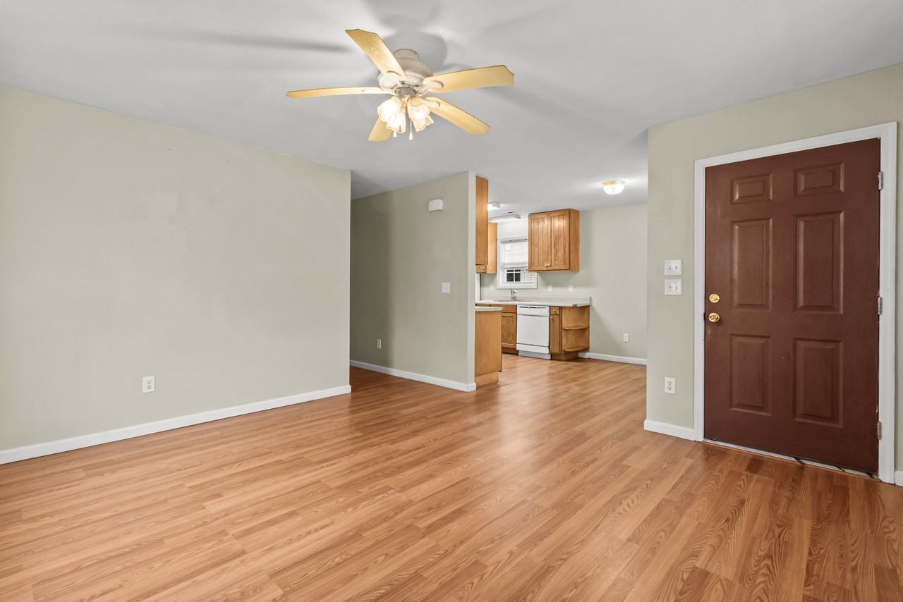 883 N Cool Ave #1 - Photo 4 of 50