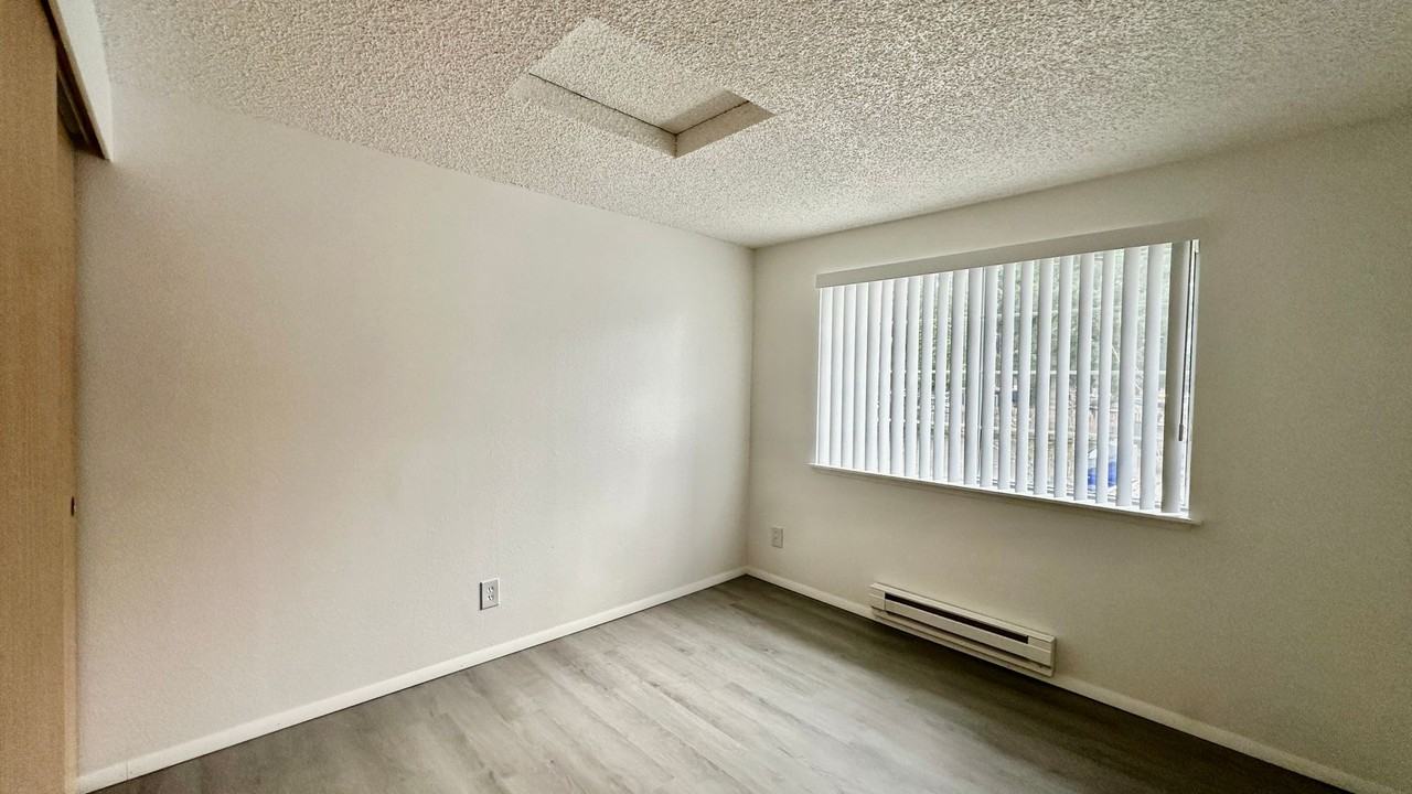 Clearwater Ridge Apartments - Photo 2 of 12