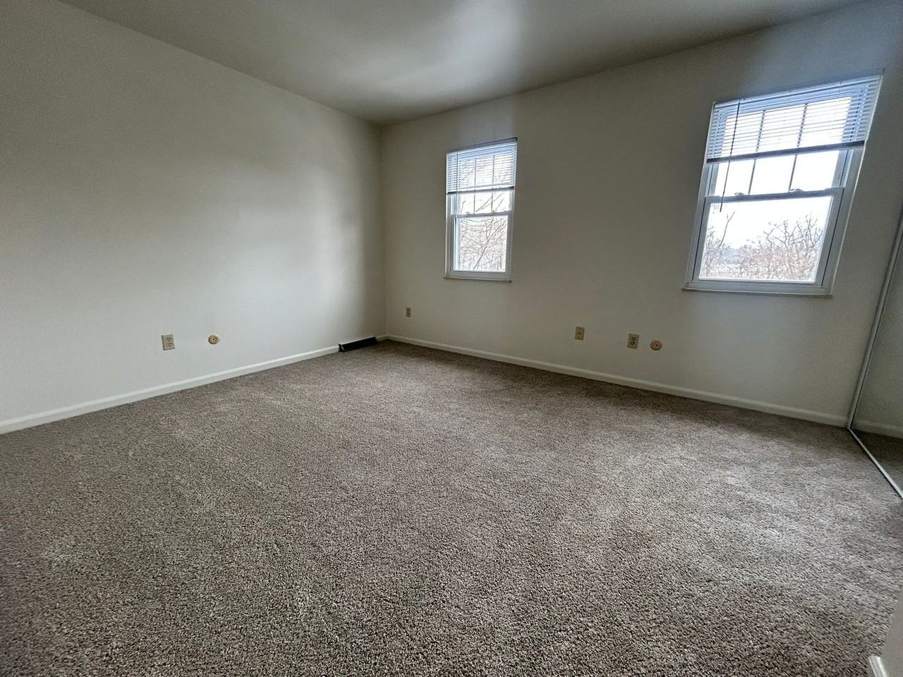 407 Bellwood Dr - Photo 7 of 16