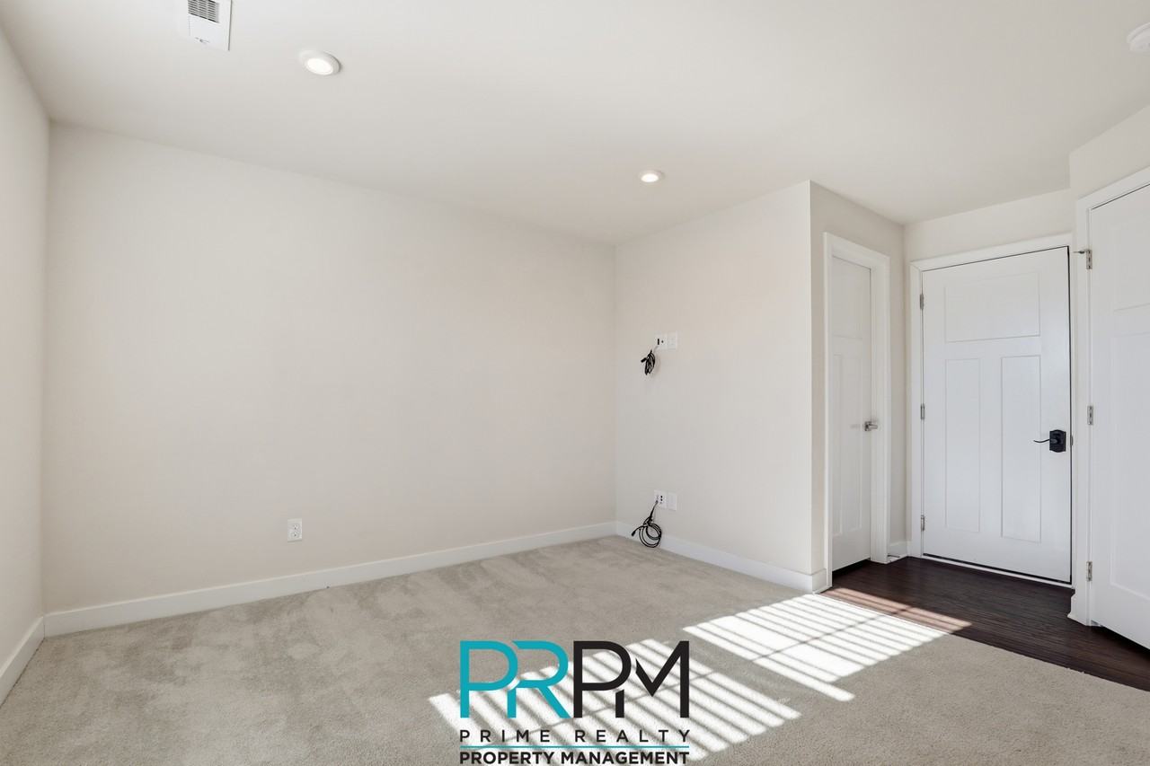 49 Itasca Dr #1 - Photo 4 of 29