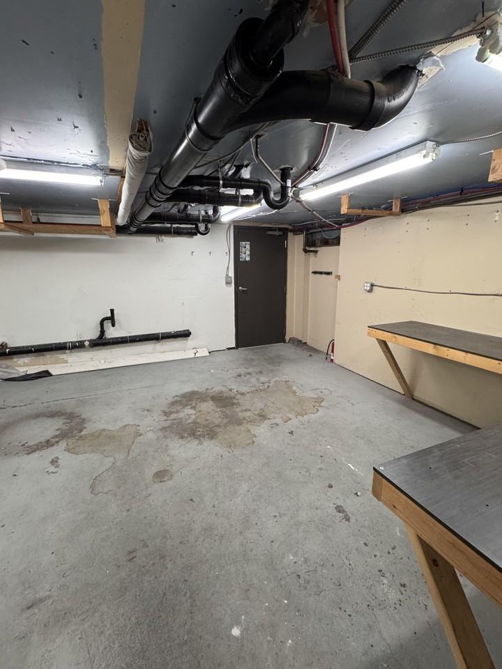 212 Alaskan Way South #009 - Photo 2 of 6