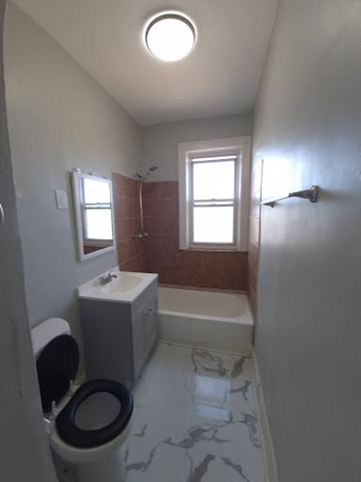 5735 W Washington Blvd - Photo 4 of 4