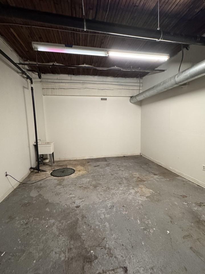 212 Alaskan Way South #006 - Photo 3 of 6