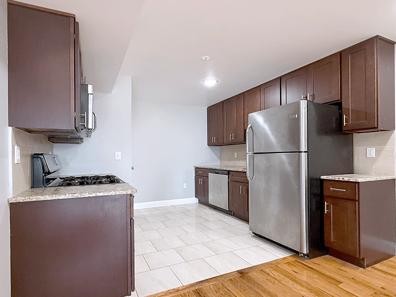 381 Communipaw Ave #2B - Photo 3 of 8