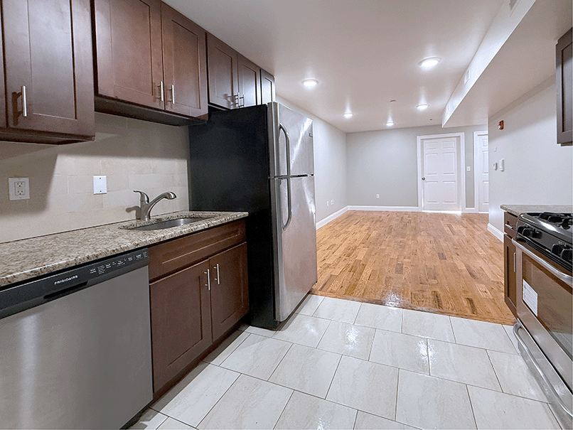 381 Communipaw Ave #2B - Photo 4 of 8