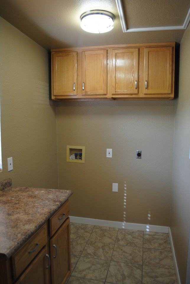 W Adams Ave #1 - Photo 4 of 33