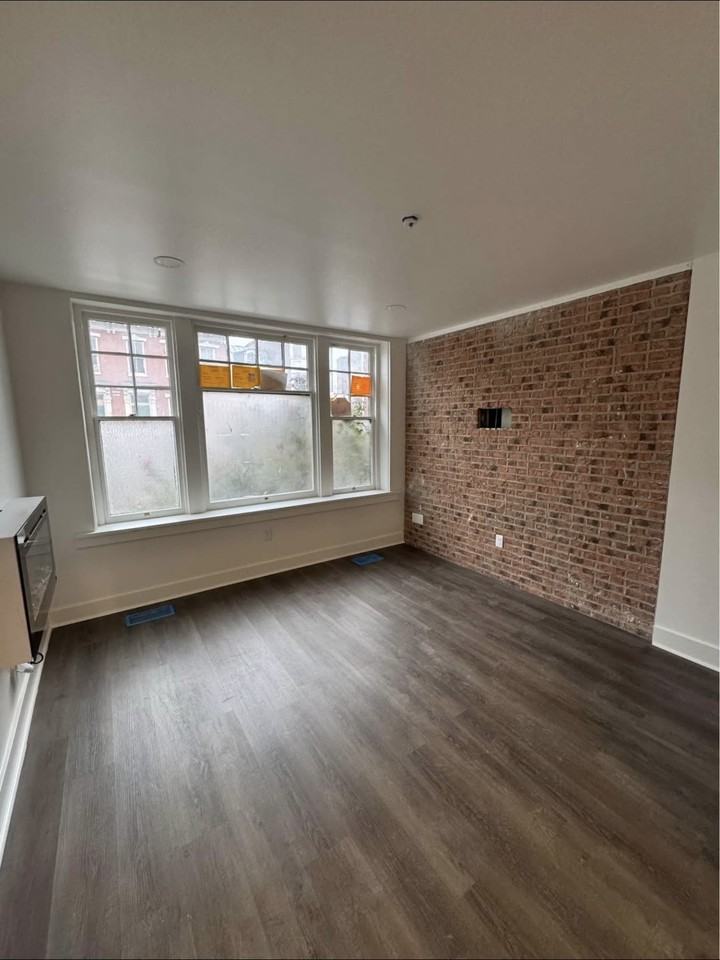 513 N 2nd St #1 - Photo 2 of 17