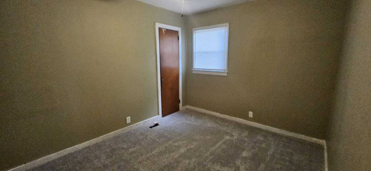 816 Meridian St - Photo 7 of 23