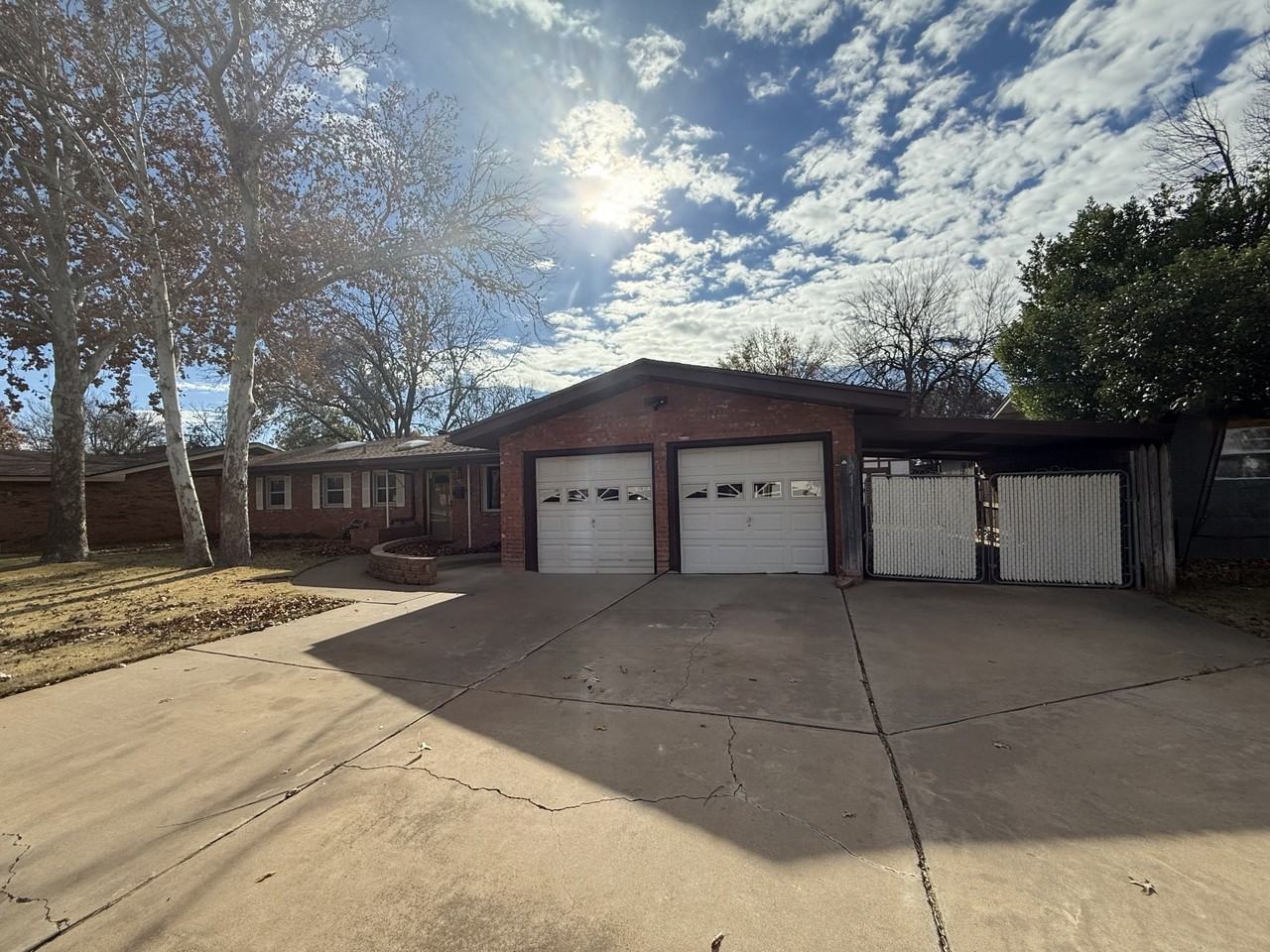 2709 57th St #1 - Photo 2 of 16