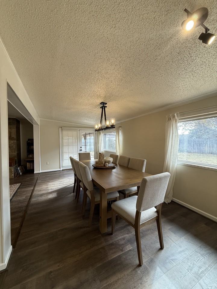 2709 57th St #1 - Photo 5 of 16