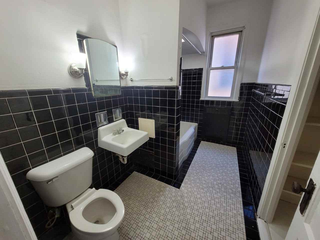 2008 W Greenfield Ave #A - Photo 3 of 9