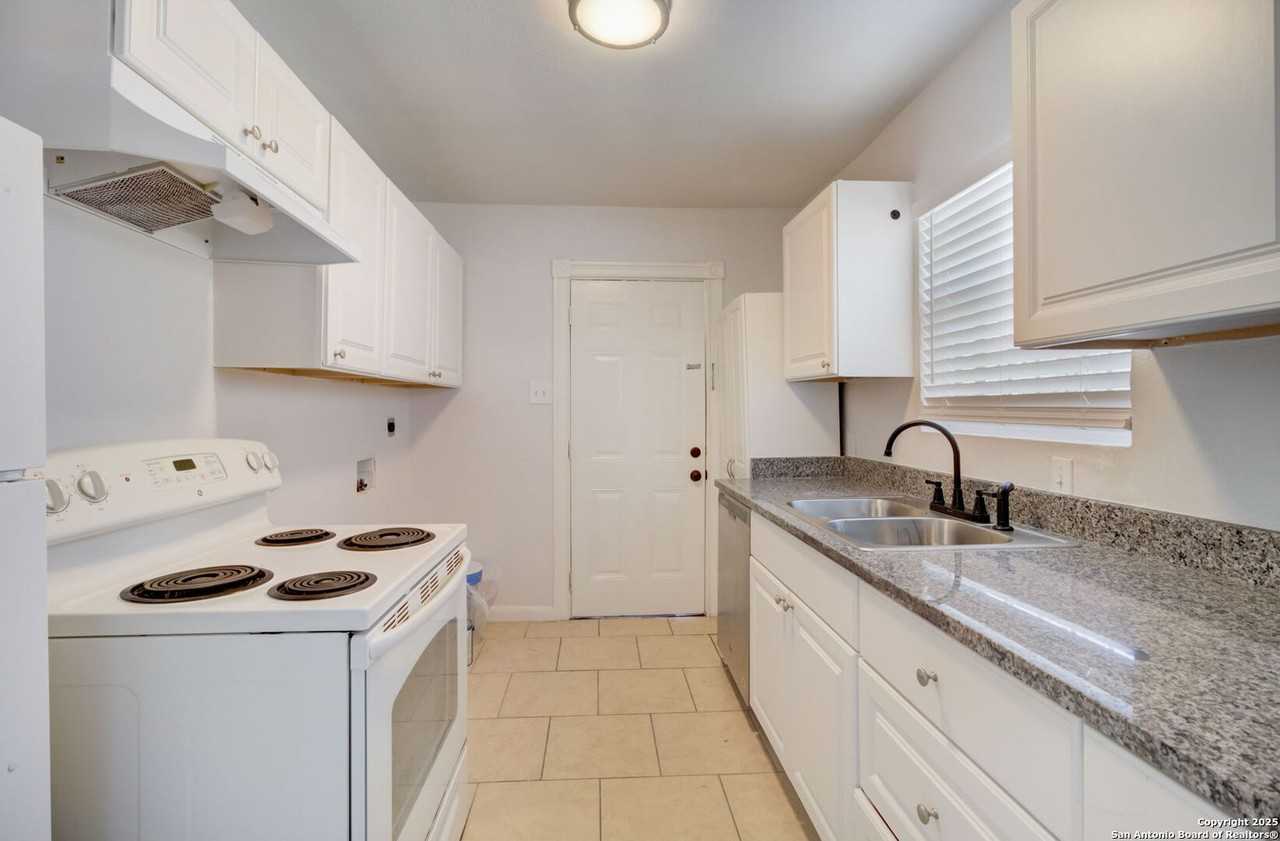 1622 Gorman #1 - Photo 5 of 17