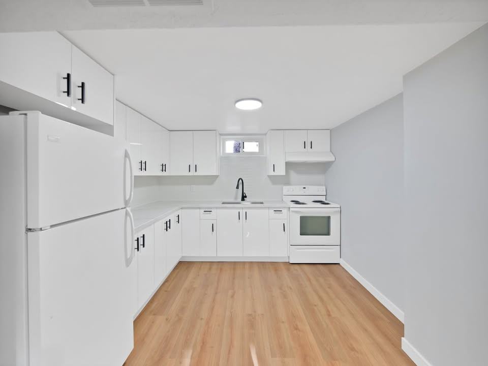 6 Jasmin Cres #2 - Photo 2 of 10