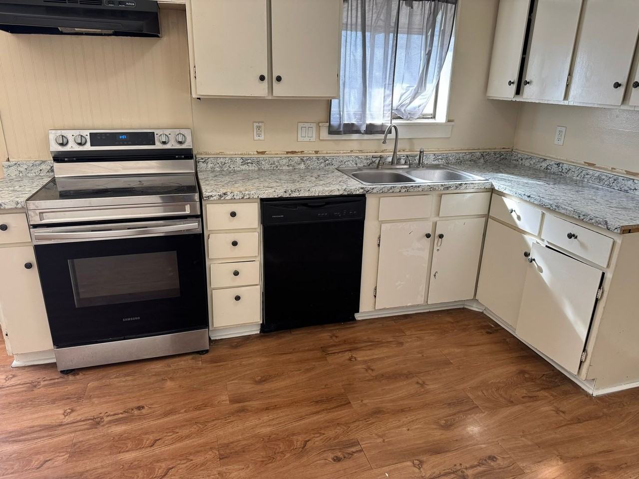 5874 Castle Run - Photo 5 of 22