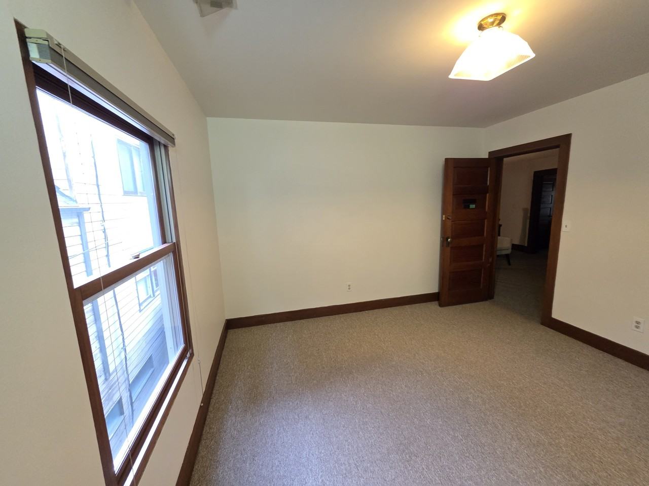 1308 Nw 20th Ave - Photo 5 of 17