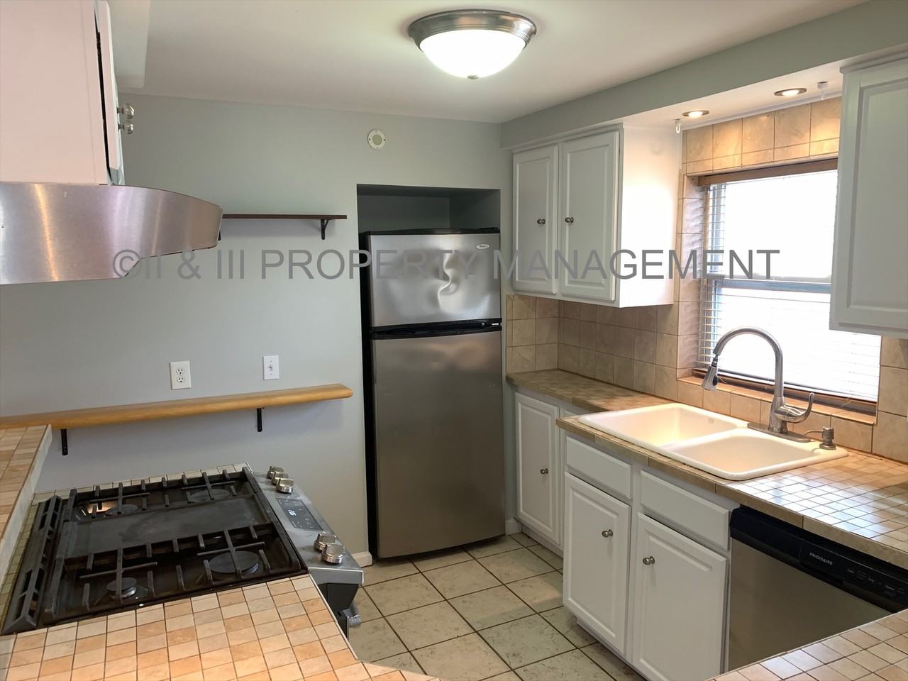 4303 Booth St #1 - Photo 5 of 16