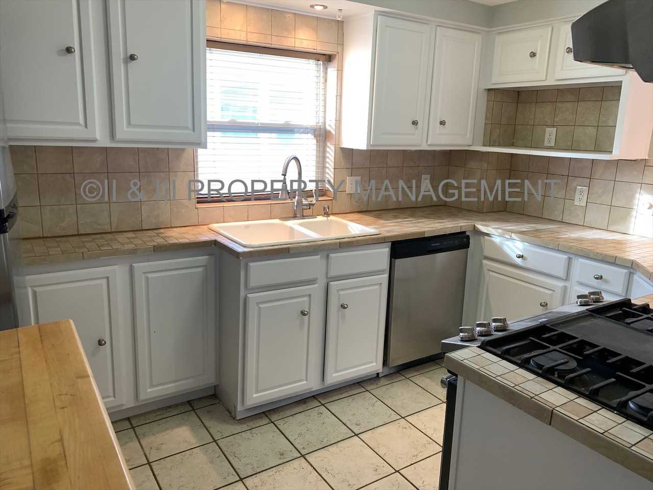 4303 Booth St #1 - Photo 7 of 16