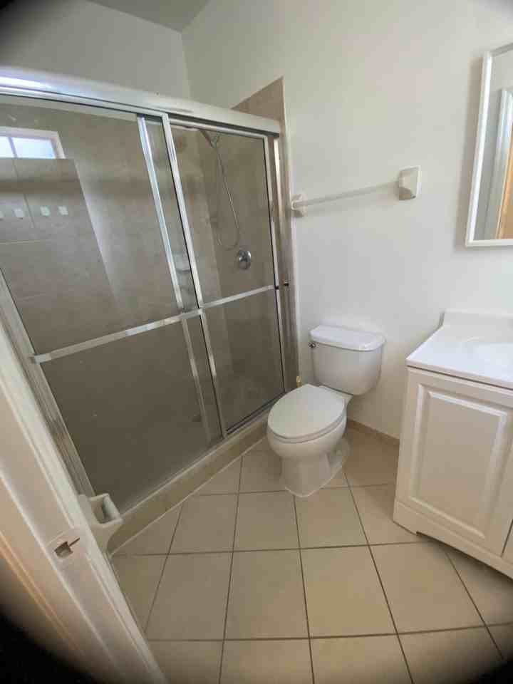 2934 Se 1st Dr #1 - Photo 5 of 19