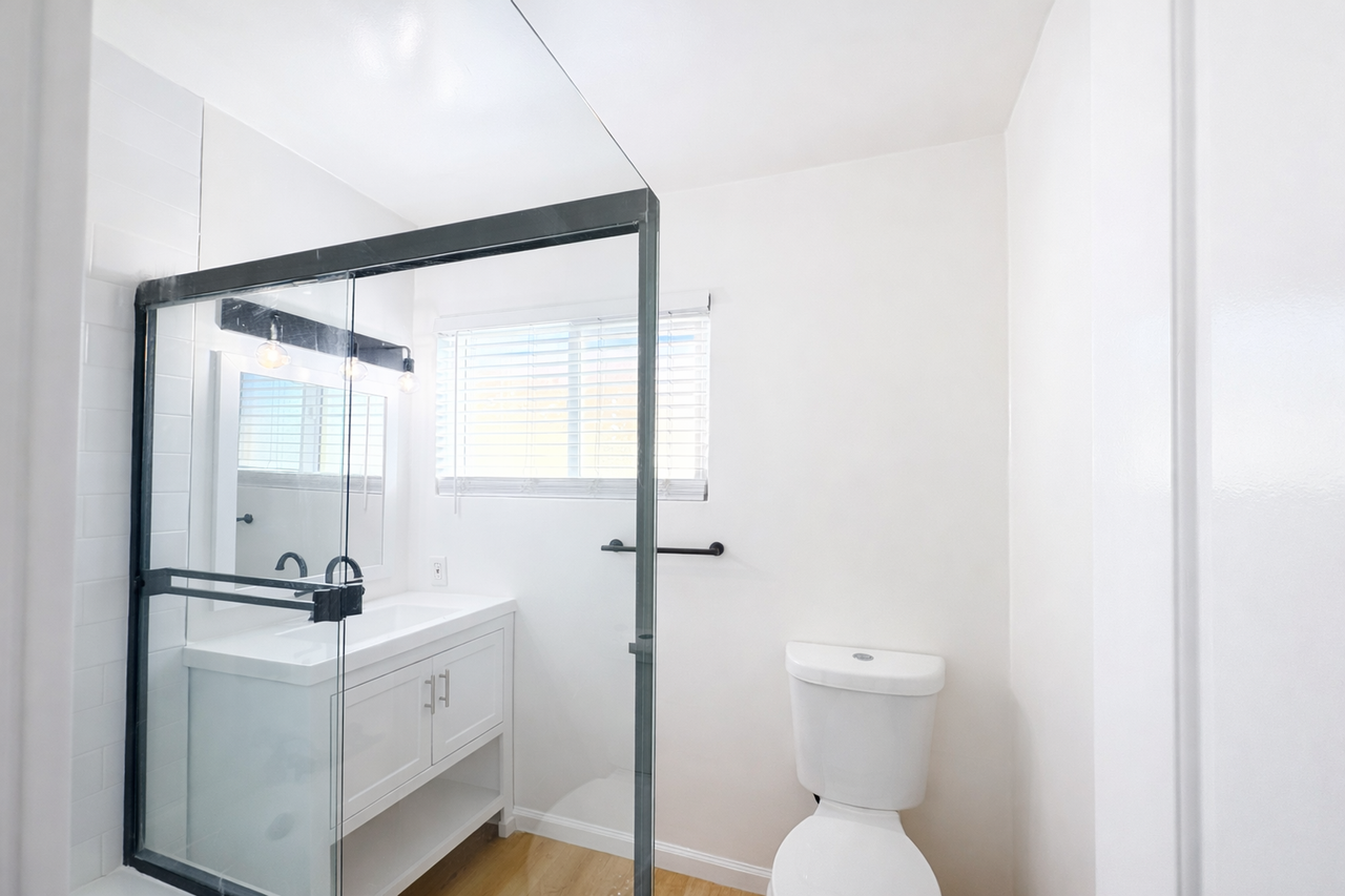 6556 Lamirada Ave - Photo 4 of 31