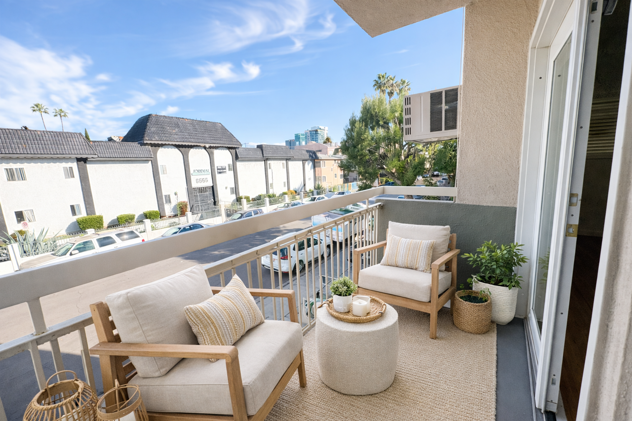 6556 Lamirada Ave - Photo 7 of 31