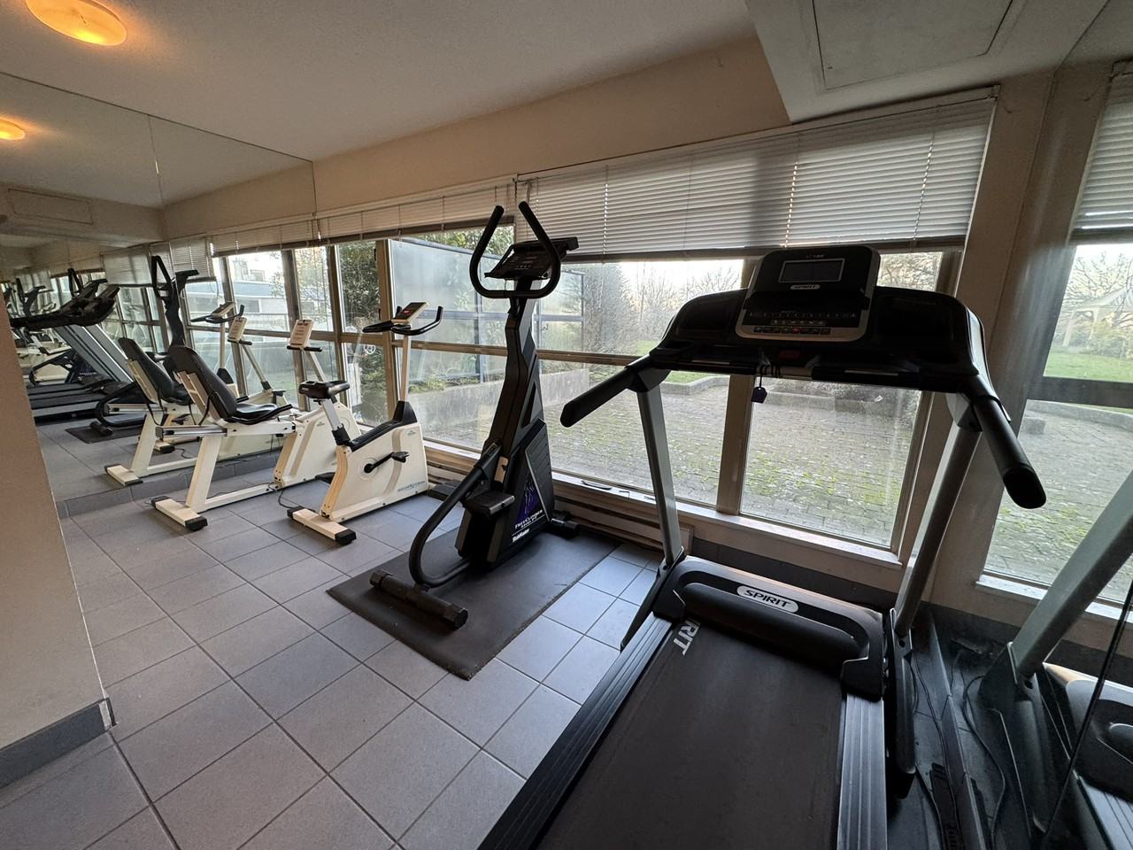 8238 Saba Rd - Photo 6 of 14