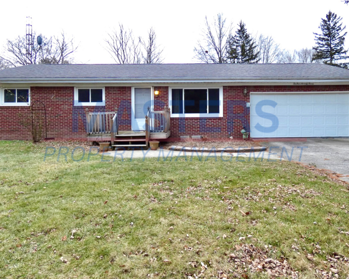 10477 Mandell Rd - Photo 3 of 32