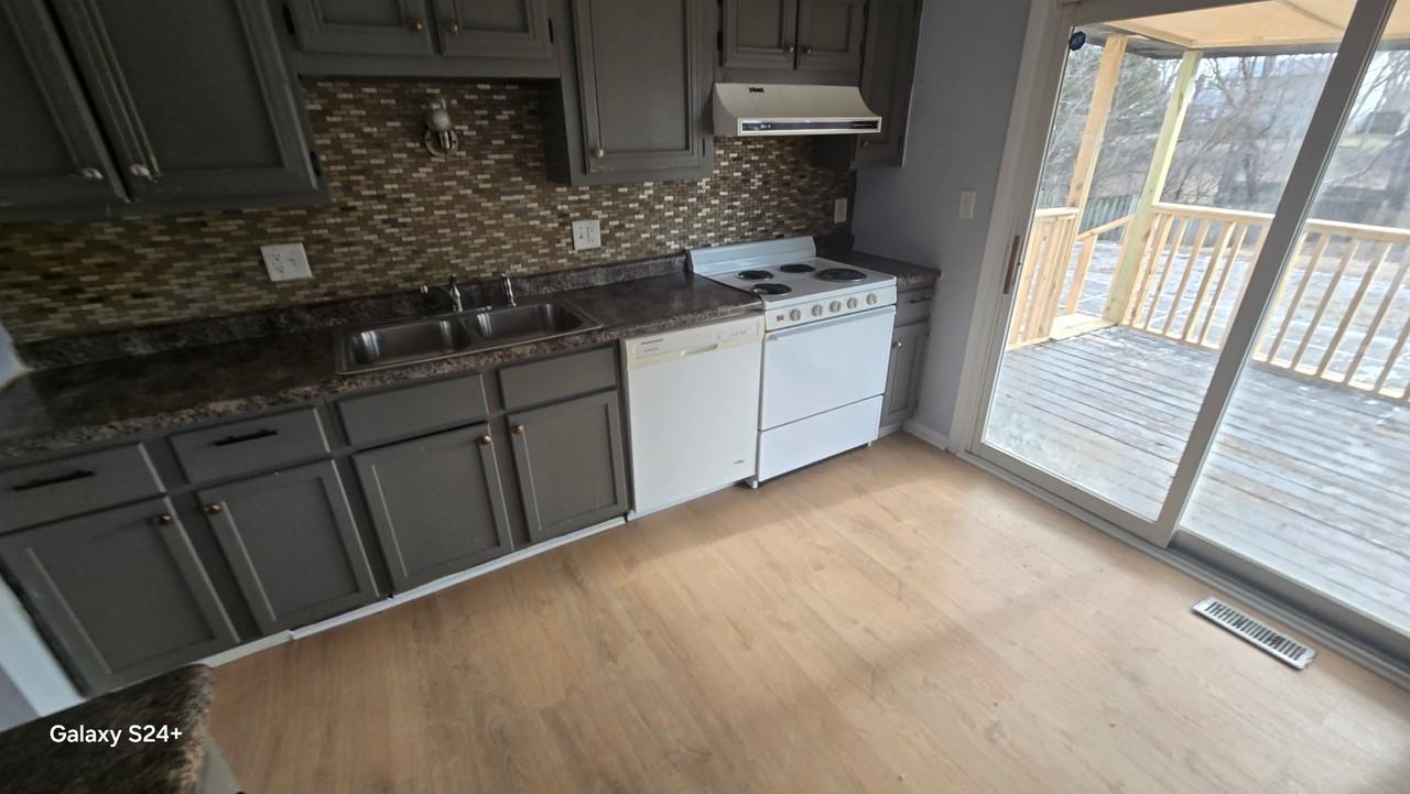 5515 Dollar Hide South Dr #1 - Photo 6 of 19