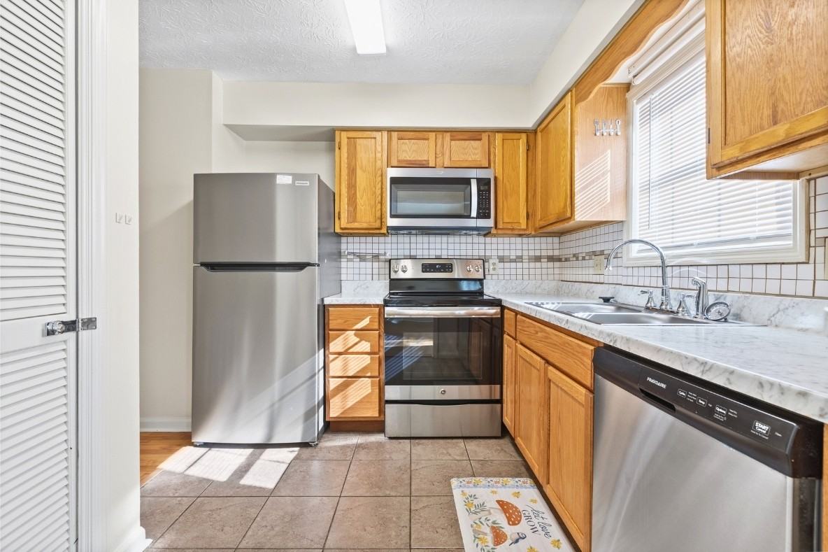 810 Choctaw Ave #1 - Photo 3 of 15