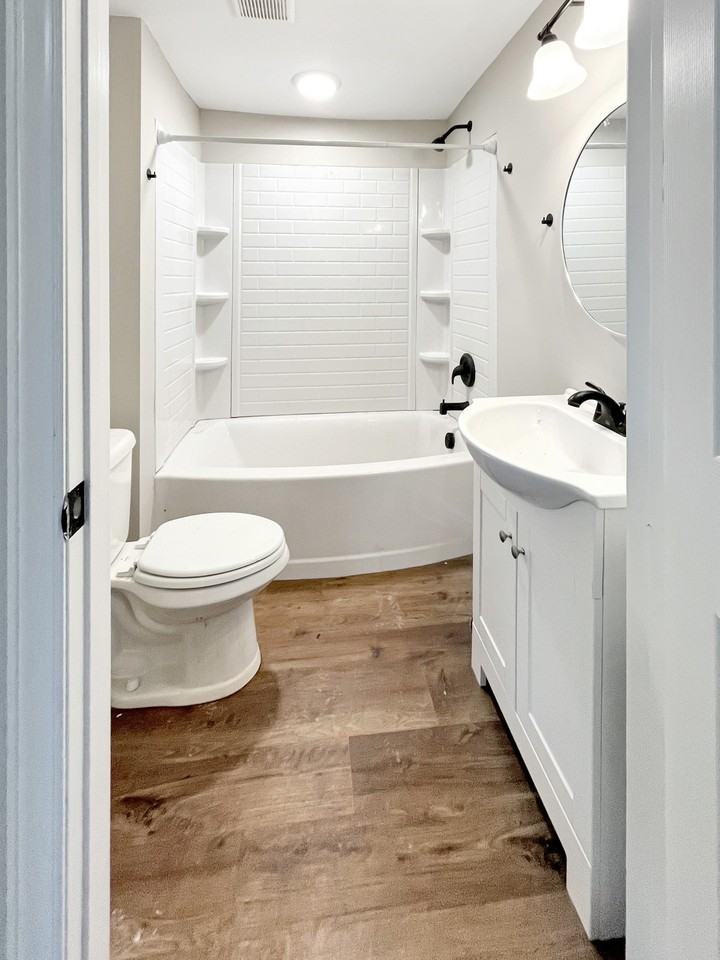 415A Highlawn Ave #1 - Photo 3 of 4